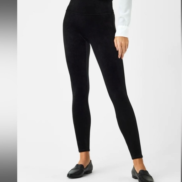 SPANX Black Velvet Leggings . Size Large - Picture 8 of 16